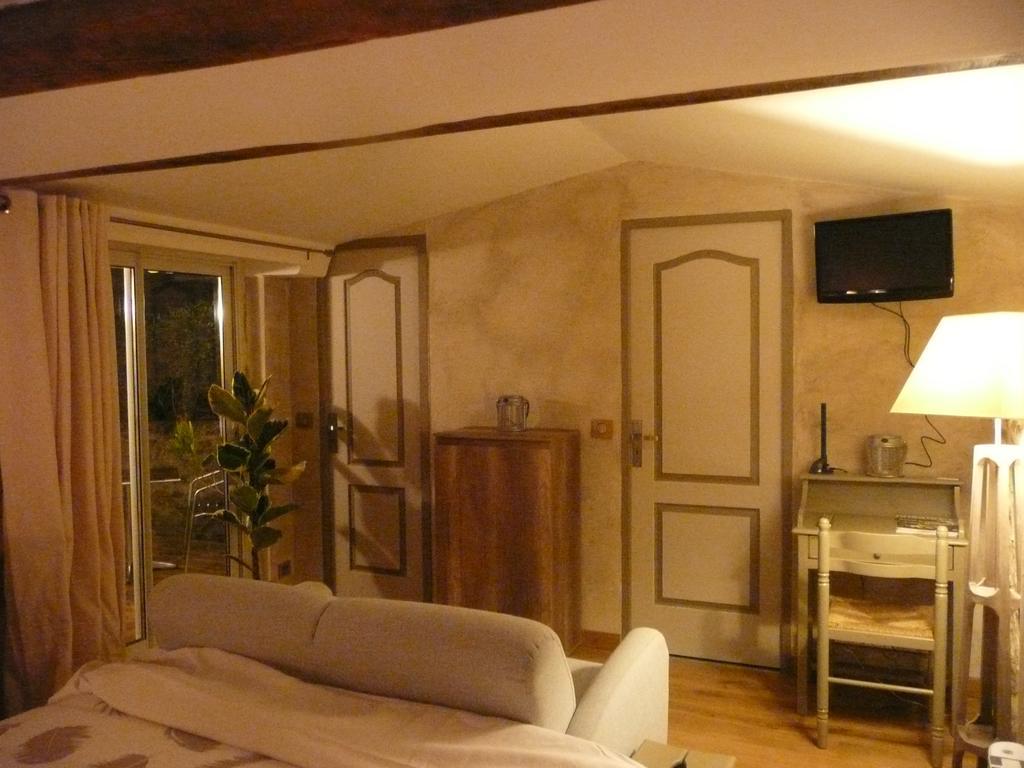 Chambres D'Hotes D'Antardieu Saint-Junien Habitación foto