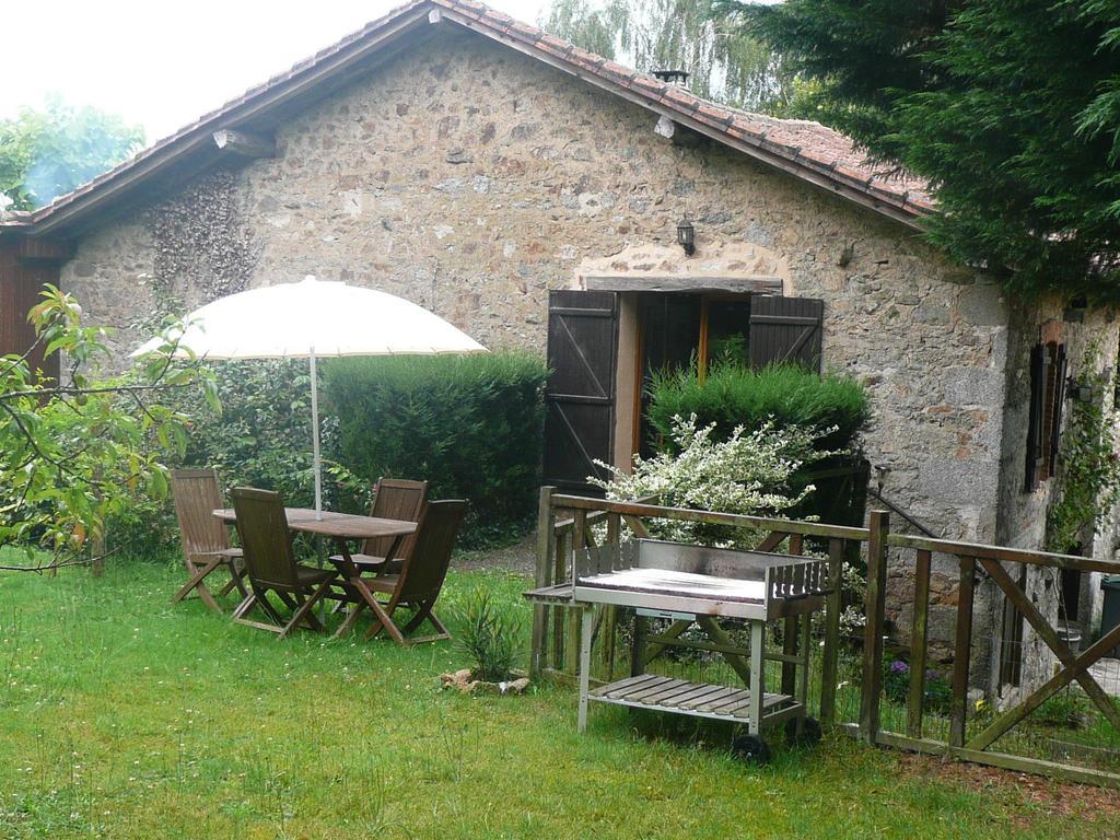 Chambres D'Hotes D'Antardieu Saint-Junien Habitación foto